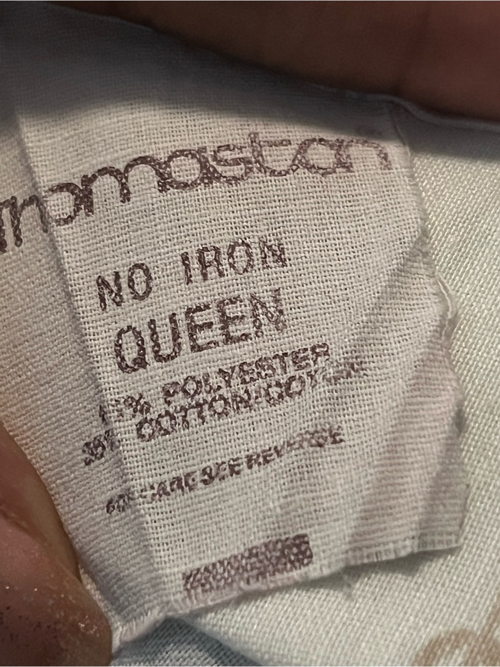 Vintage No Iron Queen White Cotton-Blend Bedding